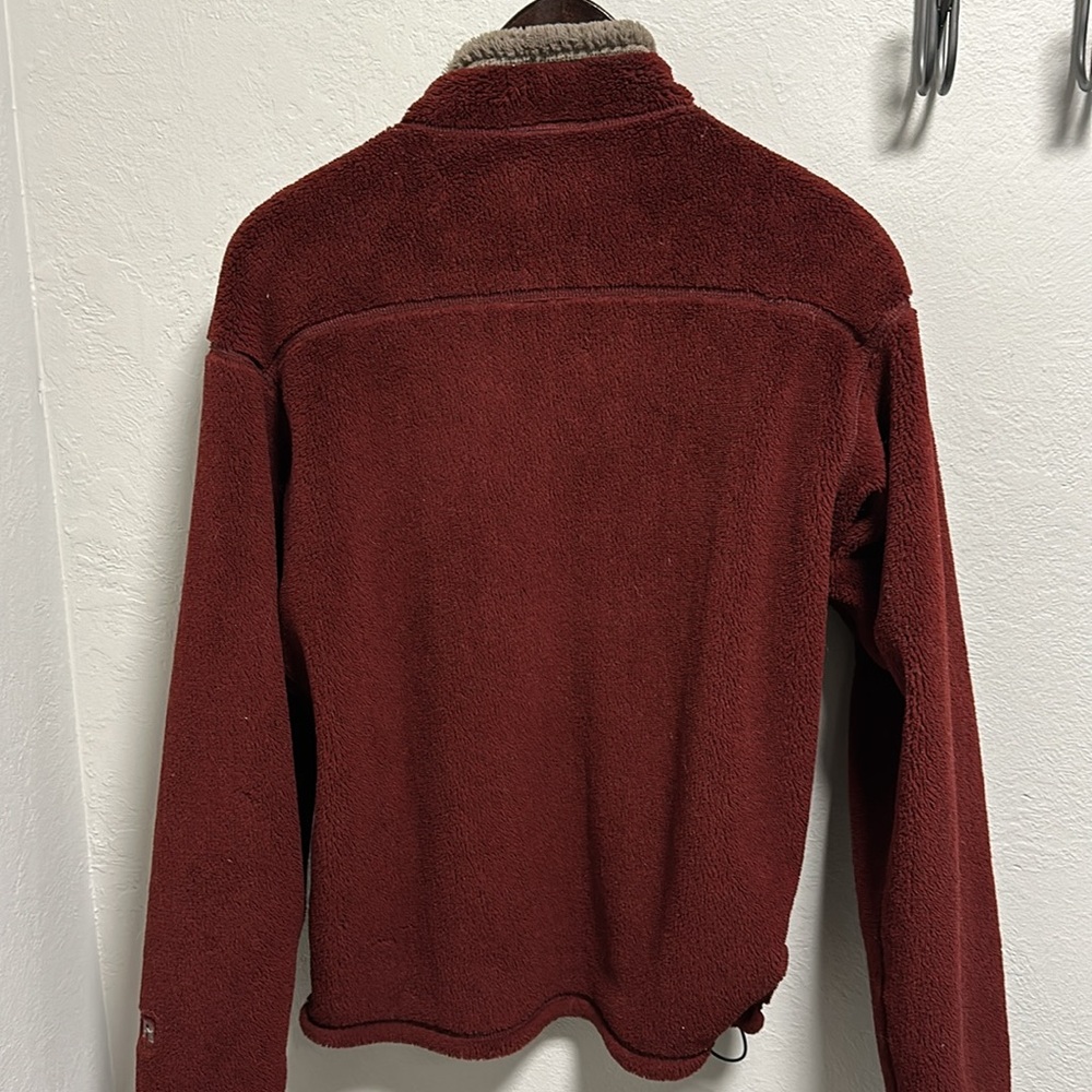 Patagonia R4 jacket. - Picture 4 of 5